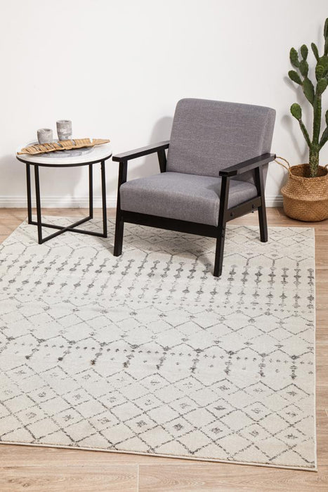 Cayeli Silver Transitional Trellis Contemporary Rug, Rugs, Ozark Home 