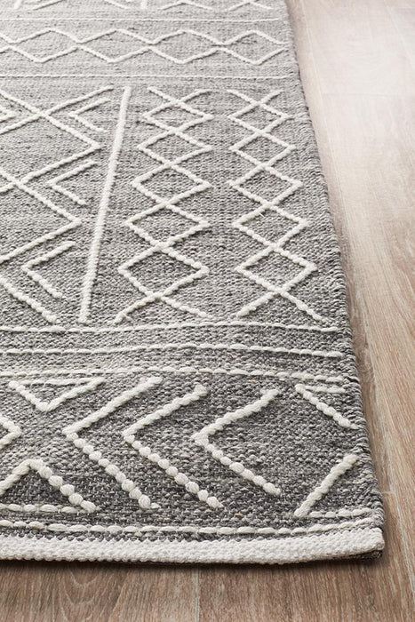 Halol Grey Bohemian Cross Contemporary Wool Rug, Rugs, Ozark Home 