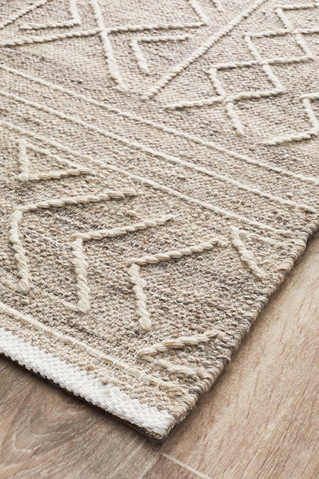 Halol Natural Bohemian Cross Contemporary Wool Rug, Rugs, Ozark Home 