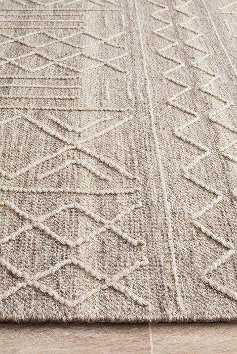 Halol Natural Bohemian Cross Contemporary Wool Rug, Rugs, Ozark Home 