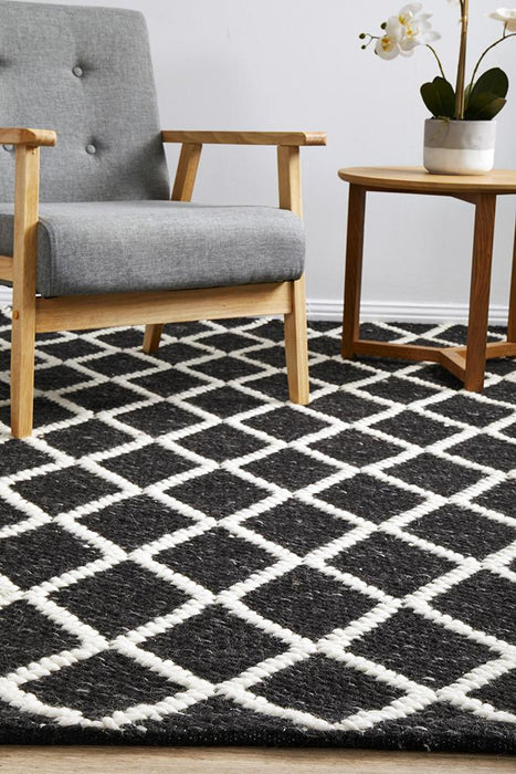 Hampi Black & White Diamond Lattice Wool Contemporary Rug, Rugs, Ozark Home 