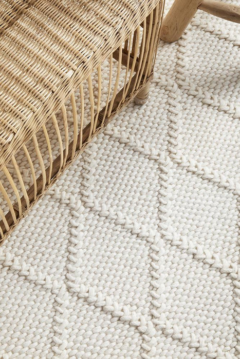 Hampi White Diamond Lattice Wool Contemporary Rug, Rugs, Ozark Home 