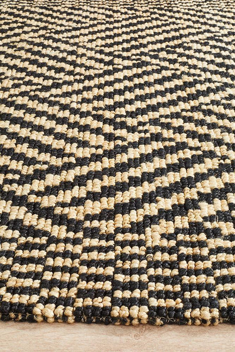 Korba Natural & Black Tribal Check Pattern Handwoven Jute Rug, Rugs, Ozark Home 