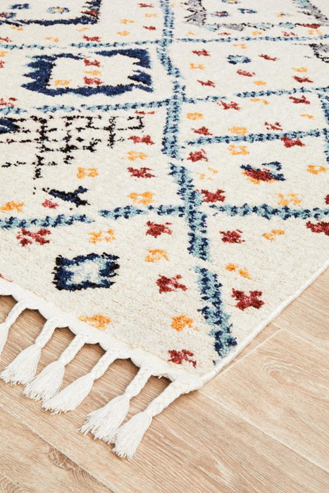 Mersin White Morroccan Diamond Contemporary Rug, Rugs, Ozark Home 