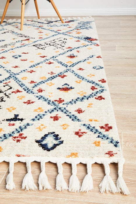 Mersin White Morroccan Diamond Contemporary Rug, Rugs, Ozark Home 