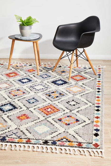 Mersin Grey Moroccan Diamond Motif Contemporary Rug, Rugs, Ozark Home 