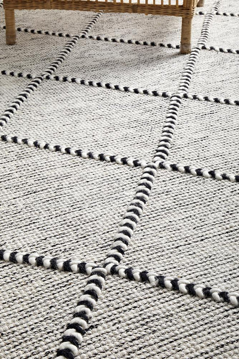 Meerut Grey, Black & White Lattice Pattern Wool Contemporary Rug, Rugs, Ozark Home 