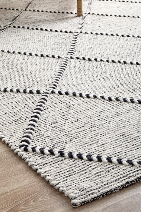 Meerut Grey, Black & White Lattice Pattern Wool Contemporary Rug, Rugs, Ozark Home 