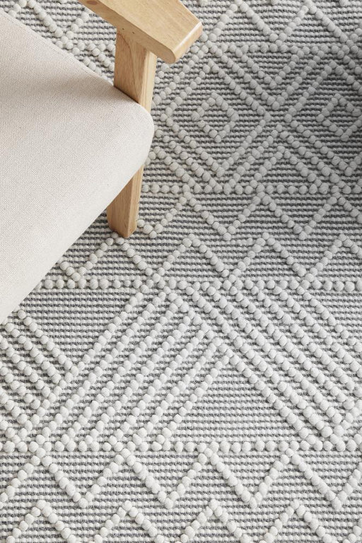 Meerut Grey & White Inverted Triangle Pattern Wool Contemporary Rug, Rugs, Ozark Home 