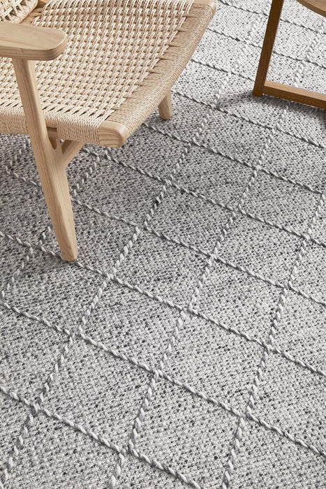 Meerut Grey & White Lattice Pattern Wool Contemporary Rug, Rugs, Ozark Home 