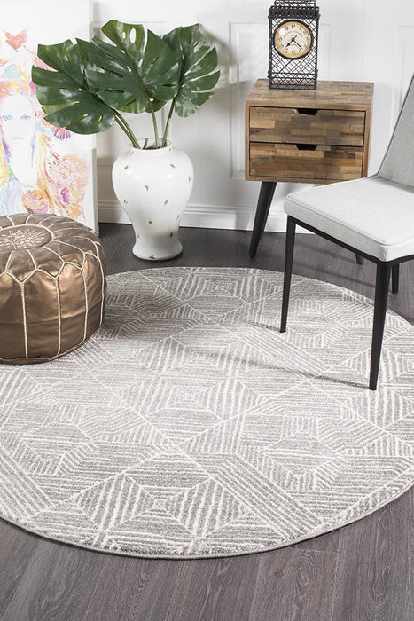 Oren Silver Round Transitional Bohemian Diamond Contemporary Rug, Rugs, Ozark Home 