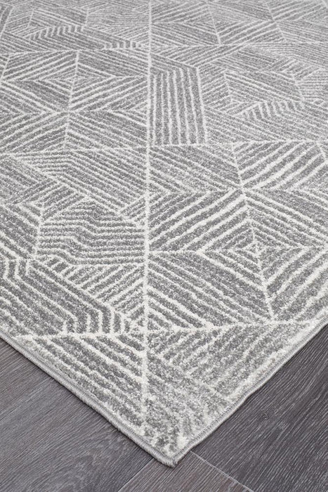 Oren Silver Transitional Bohemian Diamond Contemporary Runner Rug, Rugs, Ozark Home 