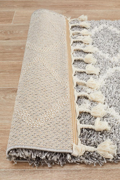 Serik Silver & White Moroccan Zigzag Plush Contemporary Runner Rug, Rugs, Ozark Home 