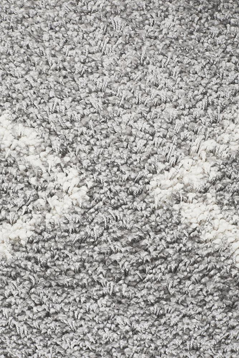 Serik Silver & White Moroccan Zigzag Plush Contemporary Rug, Rugs, Ozark Home 