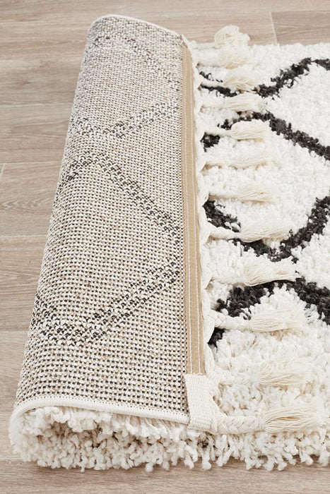 Serik White & Black Moroccan Zigzag Plush Contemporary Runner Rug, Rugs, Ozark Home 