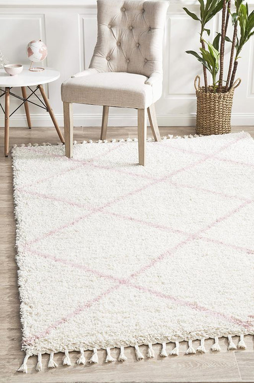 Serik White & Pink Moroccan Diamond Plush Contemporary Rug, Rugs, Ozark Home 