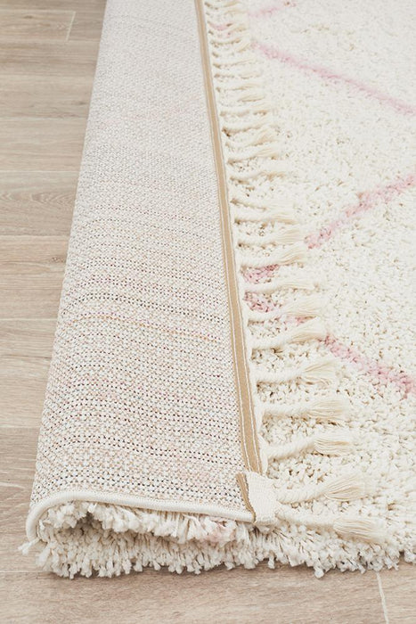 Serik White & Pink Moroccan Diamond Plush Contemporary Rug, Rugs, Ozark Home 