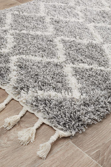 Serik Silver & White Moroccan Diamond Plush Contemporary Runner Rug, Rugs, Ozark Home 