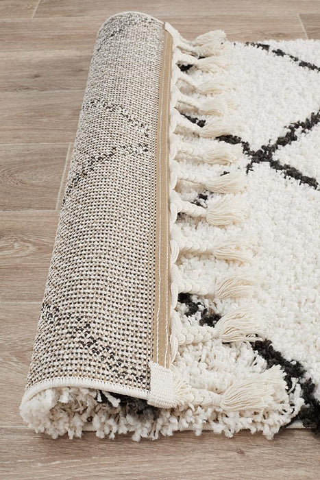 Serik White & Black Moroccan Diamond Plush Contemporary Runner Rug, Rugs, Ozark Home 