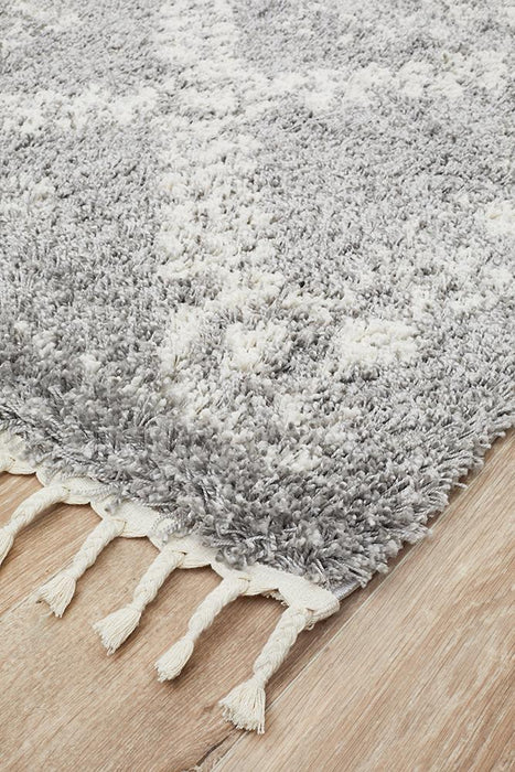 Serik Silver & White Moroccan Diamond Patchwork Plush Contemporary Rug, Rugs, Ozark Home 