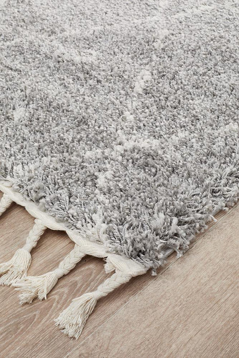 Serik Silver & White Moroccan Abstract Pattern Plush Contemporary Runner Rug, Rugs, Ozark Home 