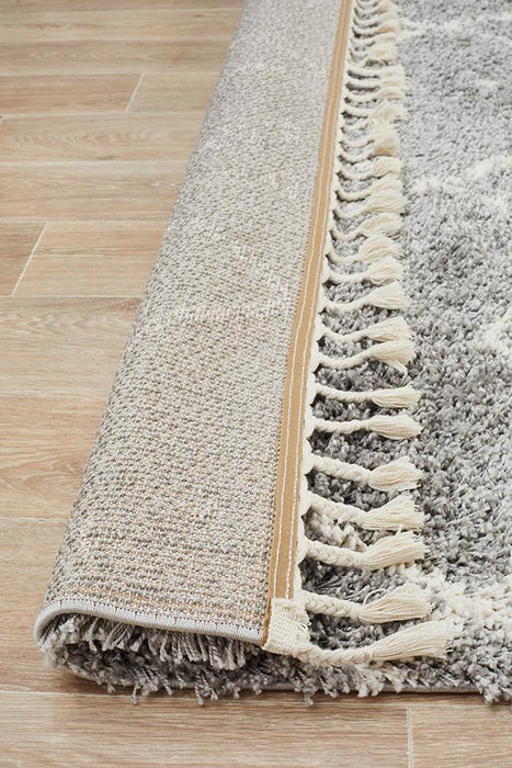 Serik Silver & White Moroccan Abstract Pattern Plush Contemporary Rug, Rugs, Ozark Home 