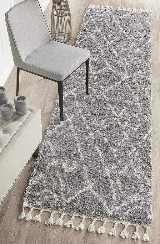 Serik Silver & White Moroccan Abstract Wave Plush Contemporary Runner Rug, Rugs, Ozark Home 