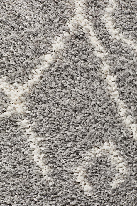 Serik Silver & White Moroccan Abstract Wave Plush Contemporary Runner Rug, Rugs, Ozark Home 