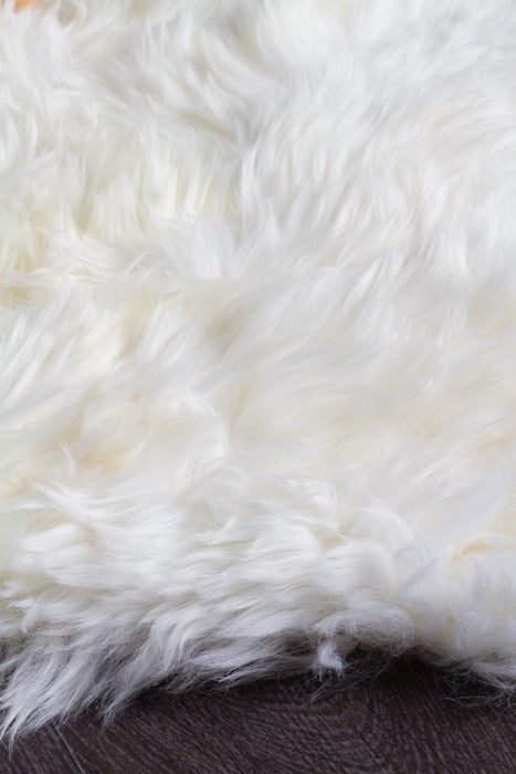 Natural New Zealand Sheep Skin - White, Rugs, Ozark Home 