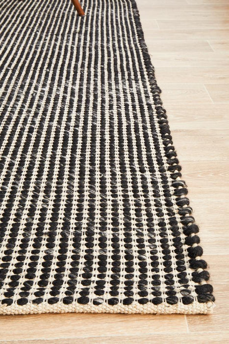 Sadri Black & White Flatwoven Contemporary Rug, Rugs, Ozark Home 