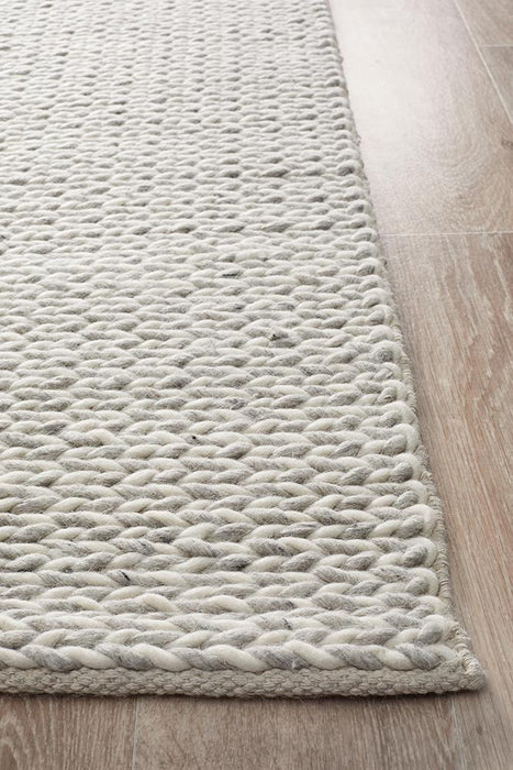 Salvan Grey & White Interlock Handwoven Contemporary Rug, Rugs, Ozark Home 