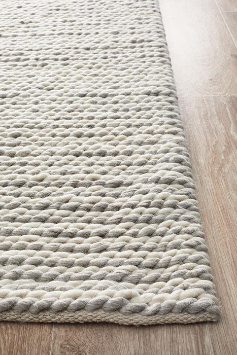 Salvan White & Grey Interlock Handwoven Contemporary Rug, Rugs, Ozark Home 