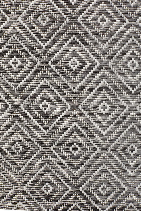 Tildonk Grey Chevron Indoor/Outdoor Contemporary Runner Rug, Rugs, Ozark Home 