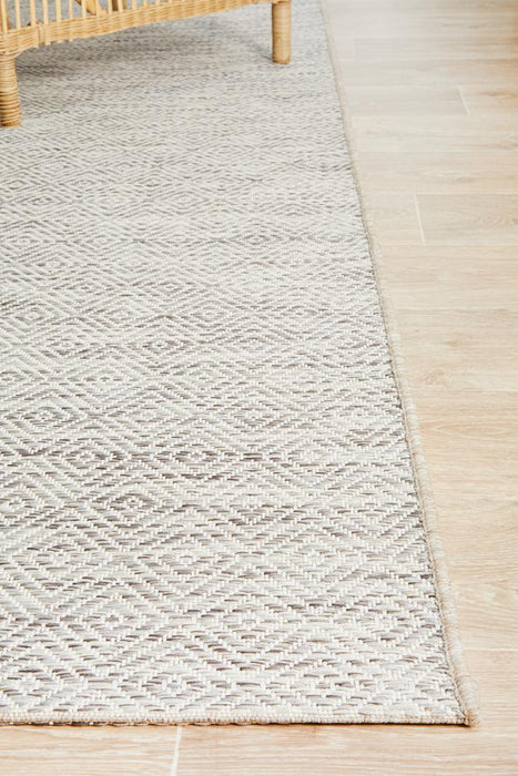 Tildonk Natural Chevron Indoor/Outdoor Contemporary Rug, Rugs, Ozark Home 