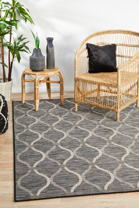 Tildonk Black Lattice Indoor/Outdoor Contemporary Rug, Rugs, Ozark Home 