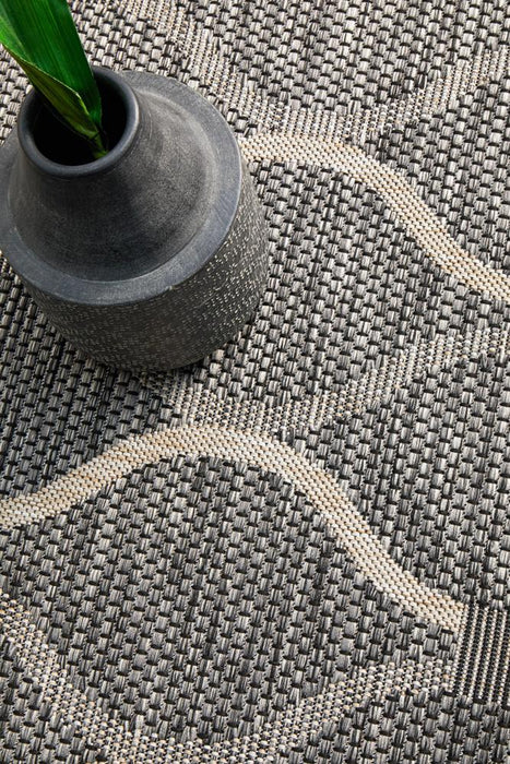 Tildonk Black Lattice Indoor/Outdoor Contemporary Rug, Rugs, Ozark Home 