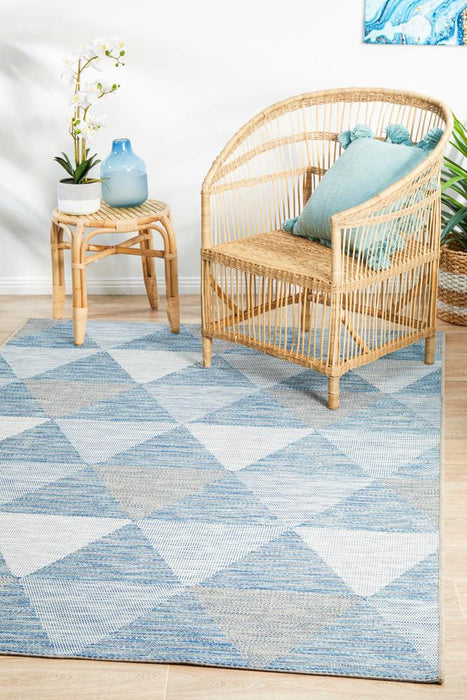 Tildonk Blue Inverted Triangle Indoor/Outdoor Contemporary Rug, Rugs, Ozark Home 