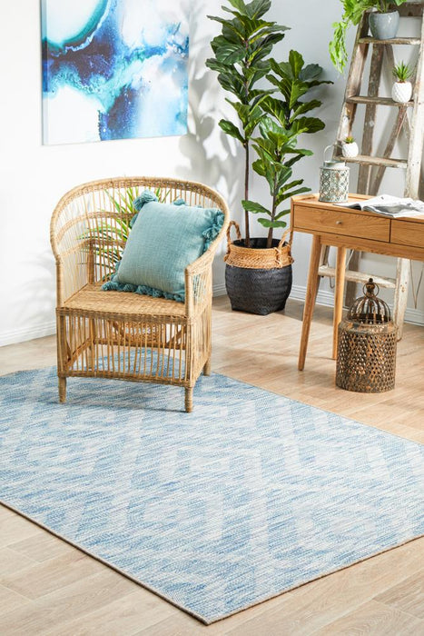 Tildonk Blue Diamond Triangle Indoor/Outdoor Contemporary Rug, Rugs, Ozark Home 