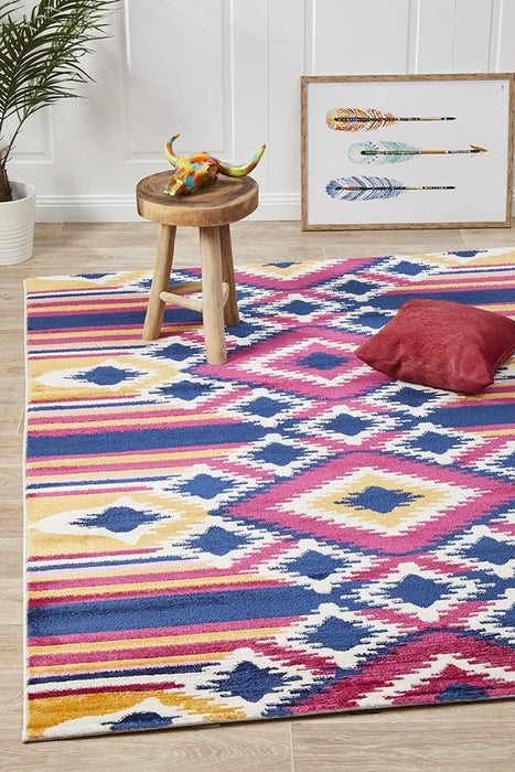 Zile Multicoloured Aztec Inspired Diamond Vintage Rug, Rugs, Ozark Home 