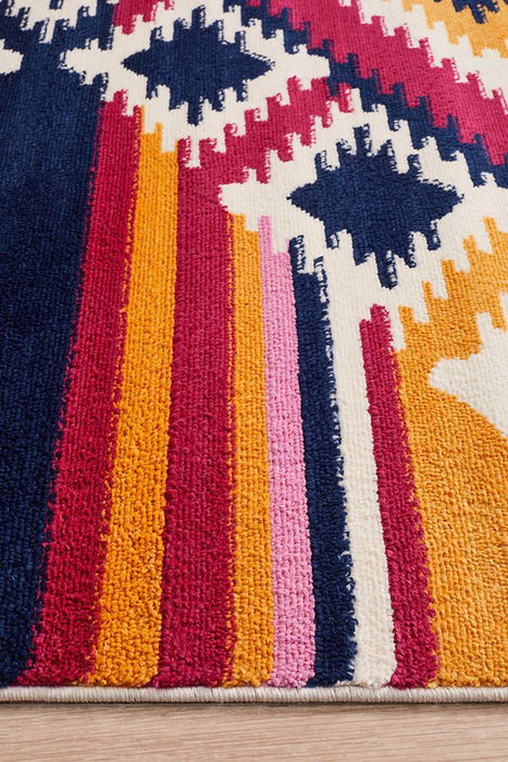 Zile Multicoloured Aztec Inspired Diamond Vintage Rug, Rugs, Ozark Home 