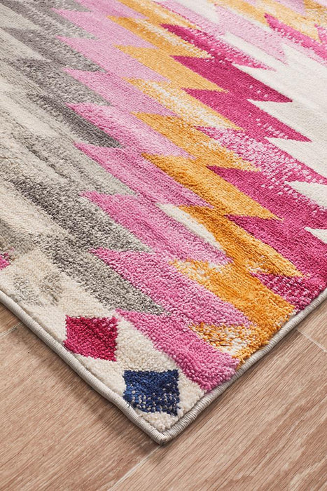 Zile Pink Static Diamond Vintage Rug, Rugs, Ozark Home 